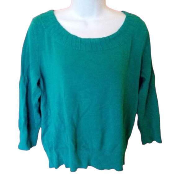 Green Sweater Size Large (Petite)   --- - Picture 1 of 3